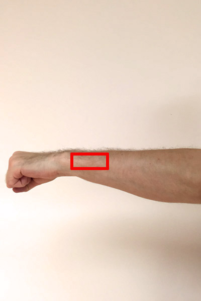 Outer forearm blocking tool